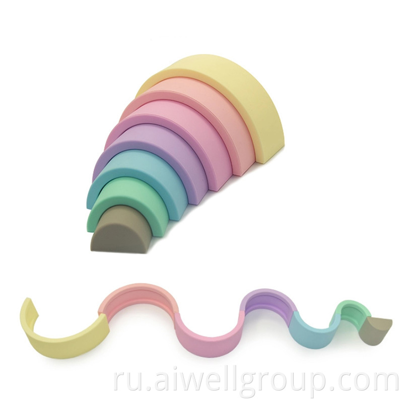 Rainbow arch bridge blocks toys